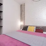 Francuzskij Bulvar, 19 жемчужина Apartamento