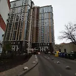 Francuzskij Bulvar, 19 жемчужина